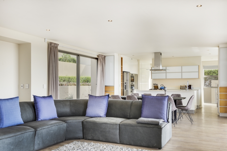 To Let 3 Bedroom Property for Rent in Tokai Western Cape